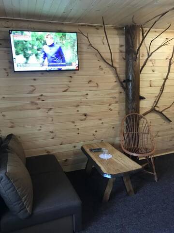 Фото номера Семейный номер с балконом Отель Alpin Eco Chalet &amp; Wellness г. Драгобрат 6